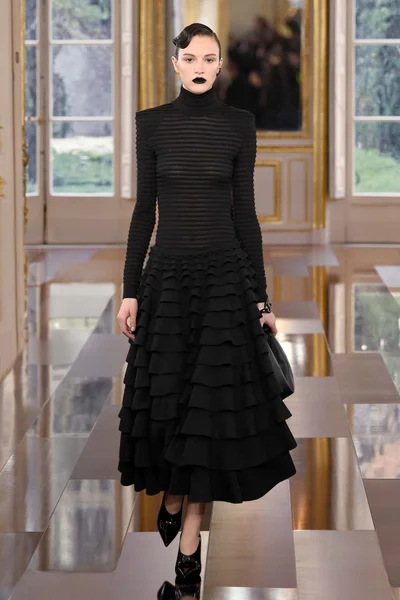 Look 35